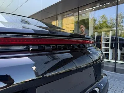 Porsche Panamera 4