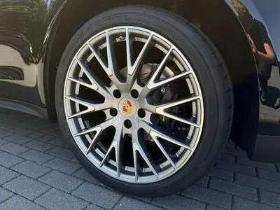 Porsche Panamera 4