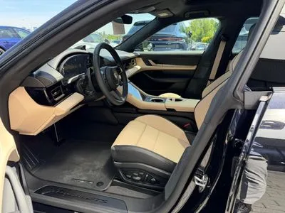 Porsche Taycan GTS