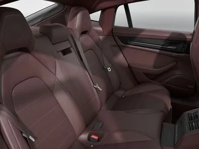 Porsche Panamera 4