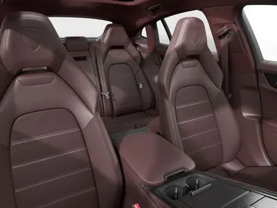 Porsche Panamera 4