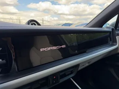 Porsche Cayenne Black Edition