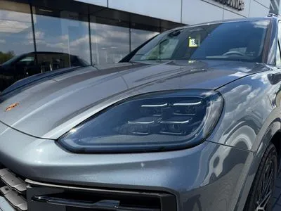 Porsche Cayenne Black Edition