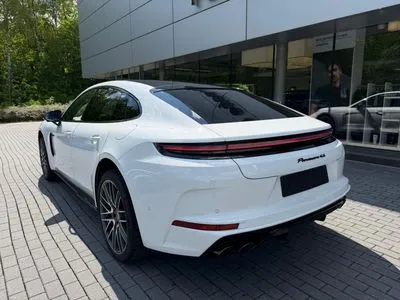 Porsche Panamera 4S E-Hybrid