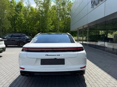 Porsche Panamera 4S E-Hybrid