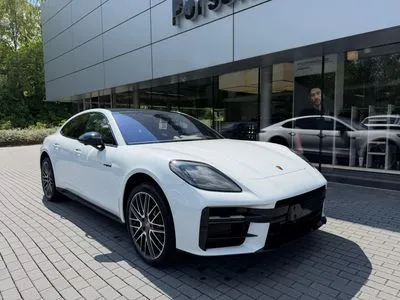Porsche Panamera 4S E-Hybrid