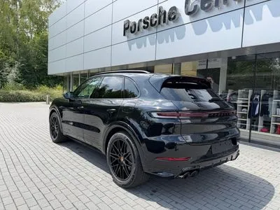 Porsche Cayenne E-Hybrid PHEV Black Edition