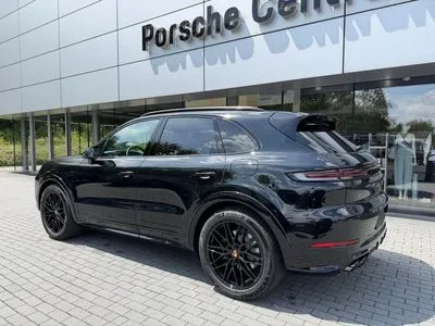 Porsche Cayenne E-Hybrid PHEV Black Edition