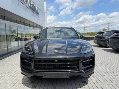 Porsche Cayenne E-Hybrid PHEV Black Edition