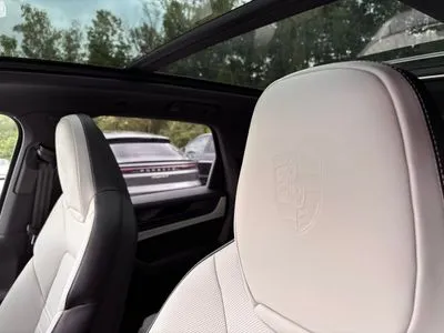 Porsche Cayenne E-Hybrid PHEV Black Edition