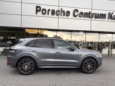 Porsche Cayenne E-Hybrid PHEV Black Edition
