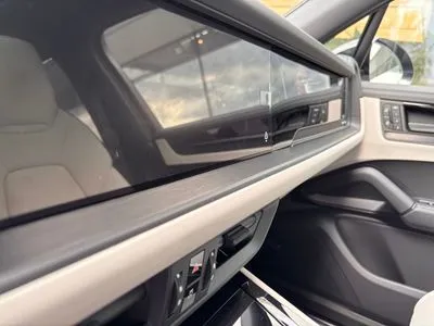 Porsche Cayenne E-Hybrid PHEV Black Edition