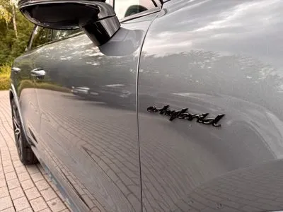 Porsche Cayenne E-Hybrid PHEV Black Edition