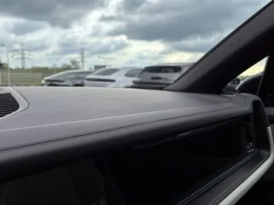 Porsche Cayenne E-Hybrid PHEV Black Edition