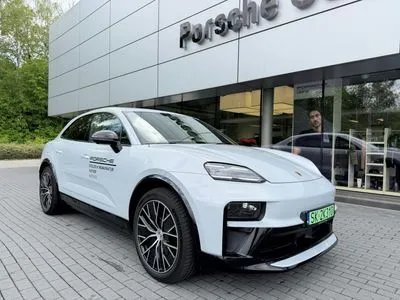 Porsche Macan 4 100kWh