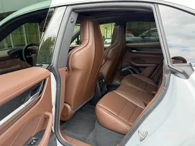 Porsche Macan 4 100kWh