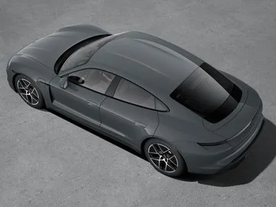 Porsche Taycan 4