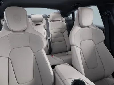 Porsche Taycan 4