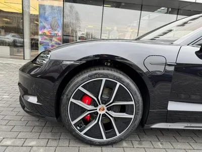 Porsche Taycan 105kWh 4S Black Edition