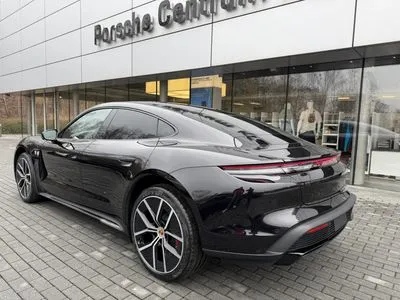Porsche Taycan 105kWh 4S Black Edition