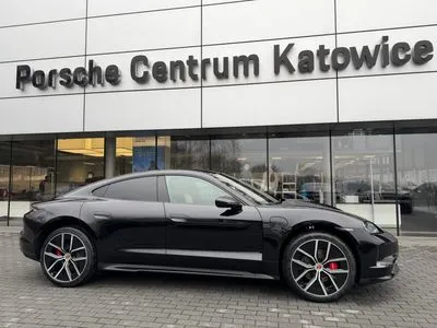 Porsche Taycan 105kWh 4S Black Edition