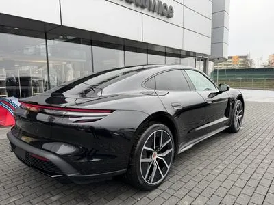 Porsche Taycan 105kWh 4S Black Edition