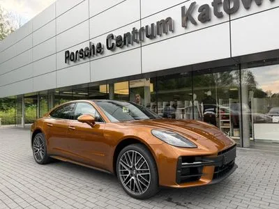 Porsche Panamera 4