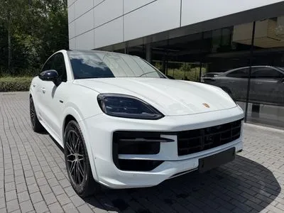 Porsche Cayenne E-Hybrid PHEV Black Edition