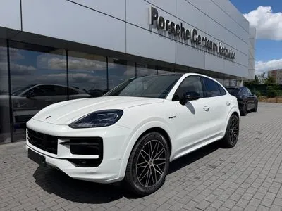 Porsche Cayenne E-Hybrid PHEV Black Edition