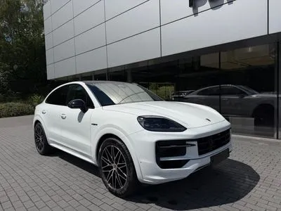 Porsche Cayenne E-Hybrid PHEV Black Edition