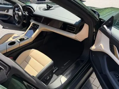 Porsche Taycan GTS