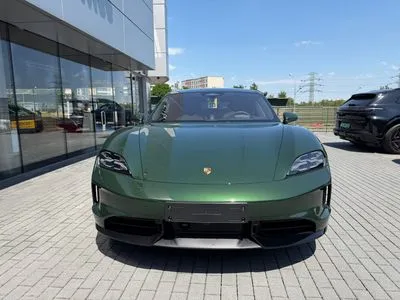 Porsche Taycan GTS
