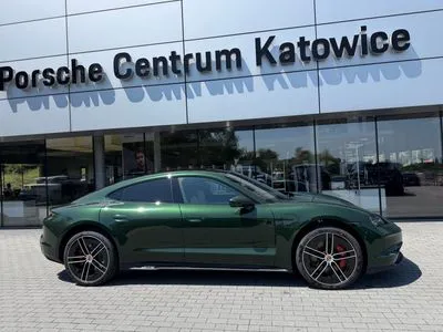 Porsche Taycan GTS