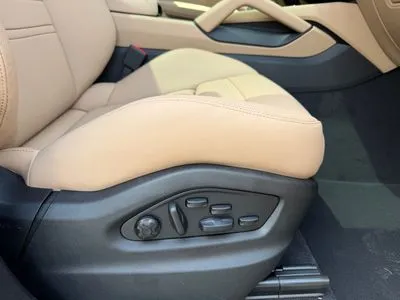 Porsche Cayenne E-Hybrid PHEV Black Edition