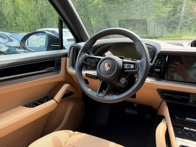 Porsche Cayenne E-Hybrid PHEV Black Edition