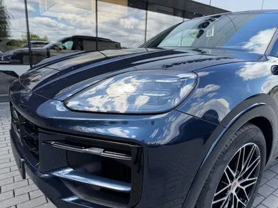 Porsche Cayenne E-Hybrid PHEV Black Edition