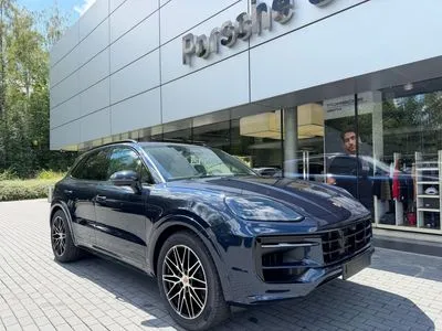 Porsche Cayenne E-Hybrid PHEV Black Edition