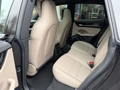 Porsche Macan 4 100kWh