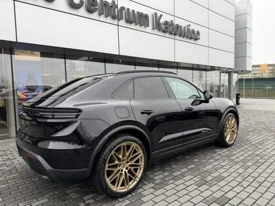 Porsche Macan 4 100kWh