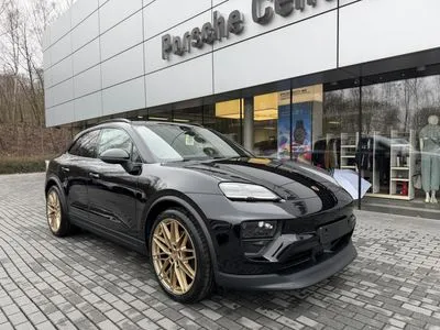 Porsche Macan 4 100kWh