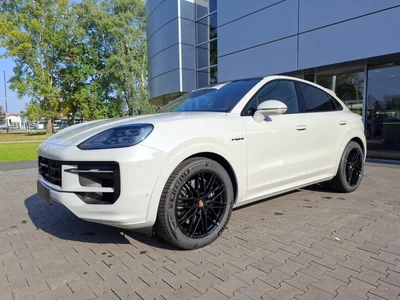 Porsche Cayenne E-Hybrid PHEV Black Edition
