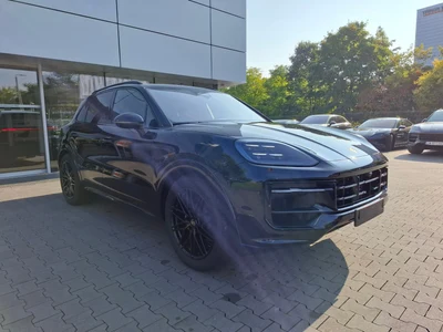 Porsche Cayenne Black Edition