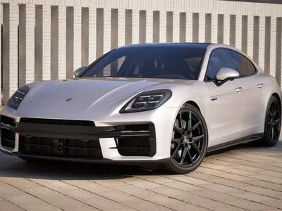 Porsche Panamera 4 E-Hybrid PHEV