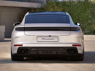 Porsche Panamera 4 E-Hybrid PHEV