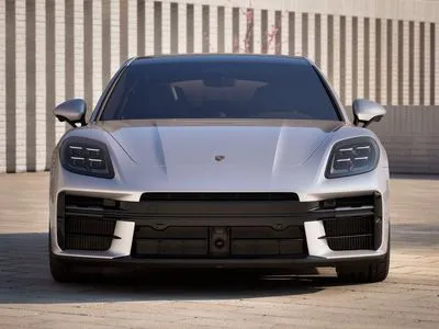 Porsche Panamera 4 E-Hybrid PHEV