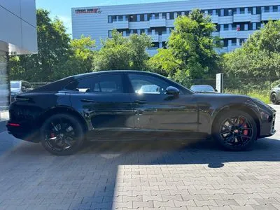Porsche Panamera 4S E-Hybrid