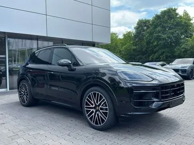 Porsche Cayenne S E-Hybrid PHEV Black Edition