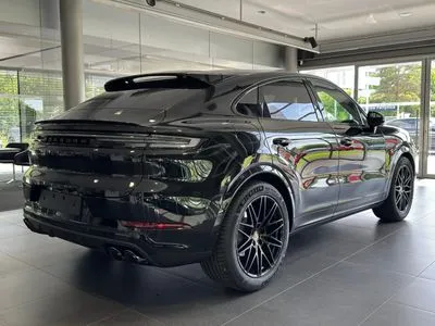 Porsche Cayenne Black Edition