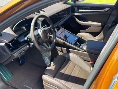 Porsche Panamera 4 E-Hybrid
