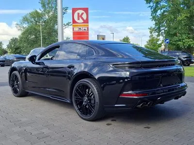 Porsche Panamera GTS